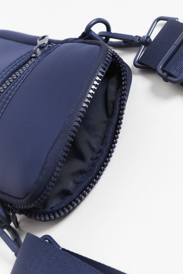 Andie Navy Neoprene Phone Bag image 3