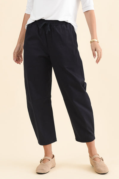 Andy Navy Cotton Cropped Barrel Pants,Brunette model,alt text|model:MJ