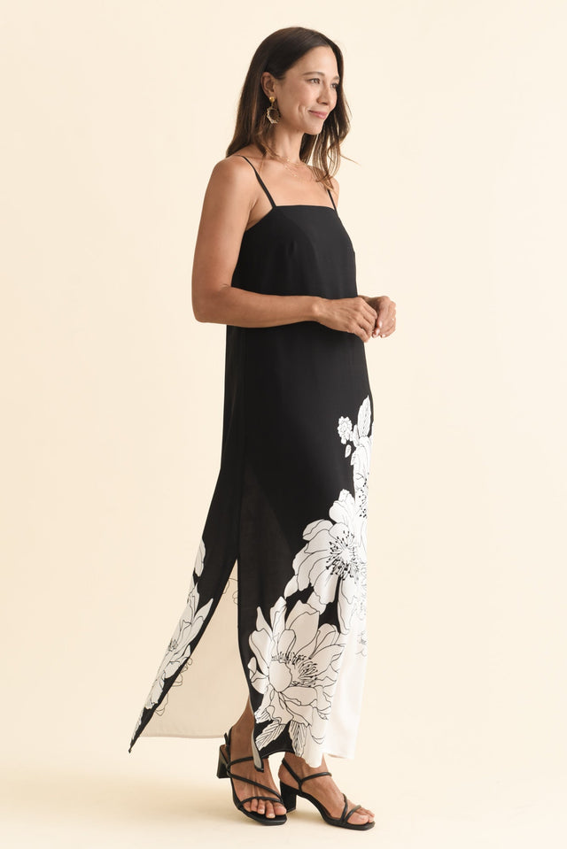 alt text|model:Cara image 4