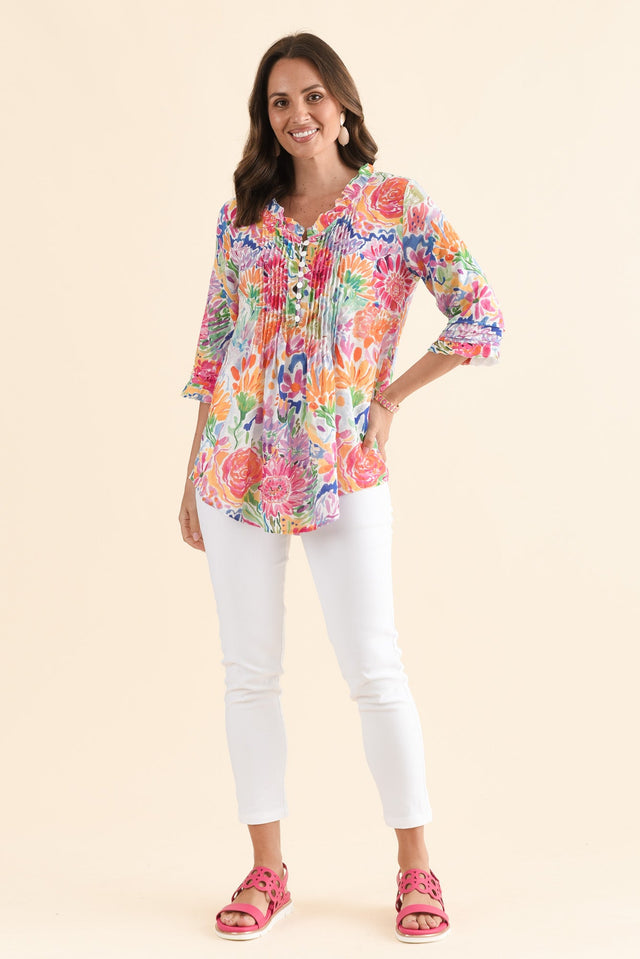 Angelo Pink Flower Cotton Button Top,Full Body,Brunette model,alt text|model:MJ image 2