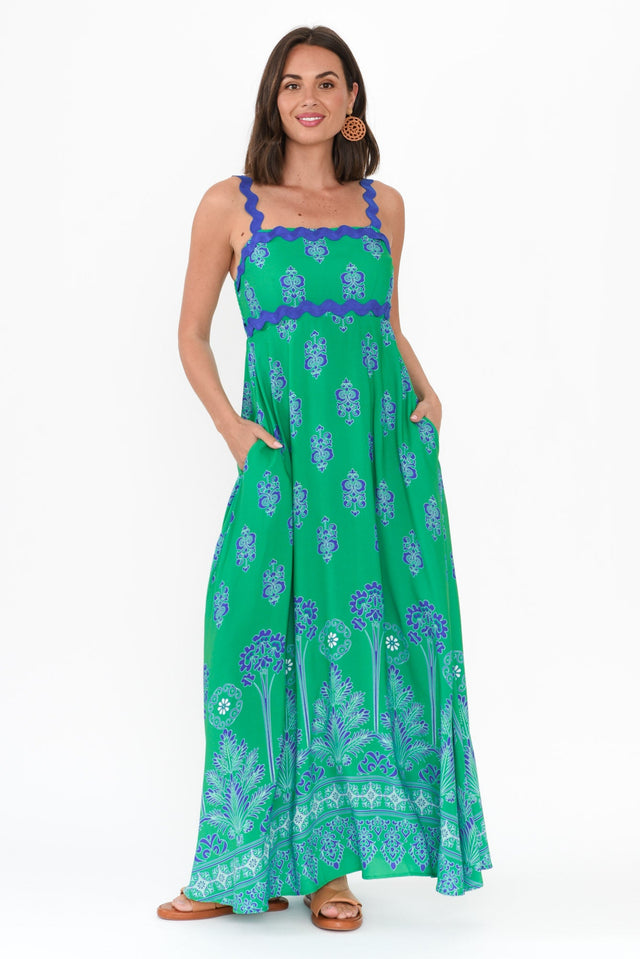 alt text|model:MJ image 3