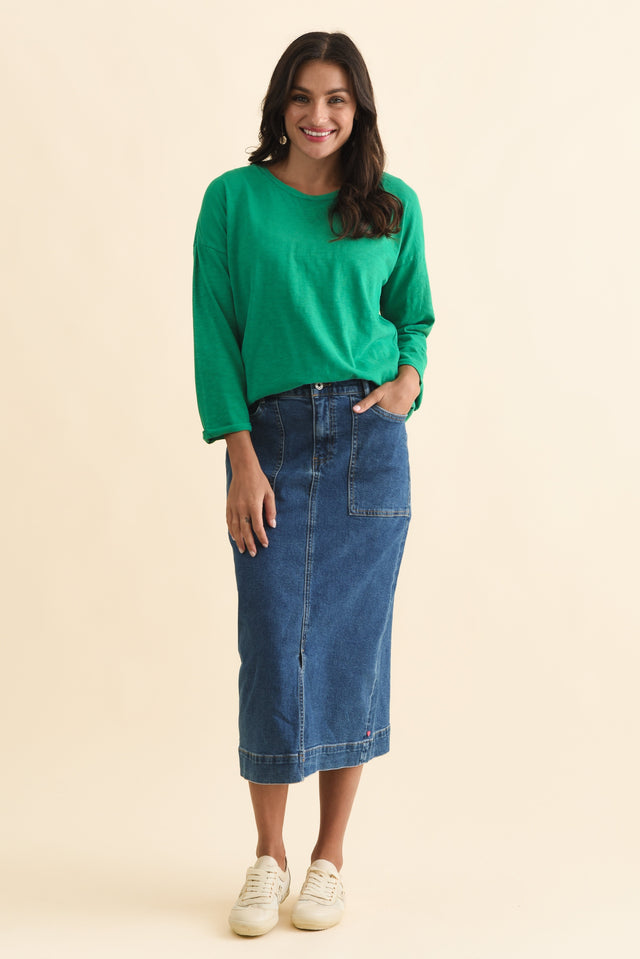 alt text|model:Brontie