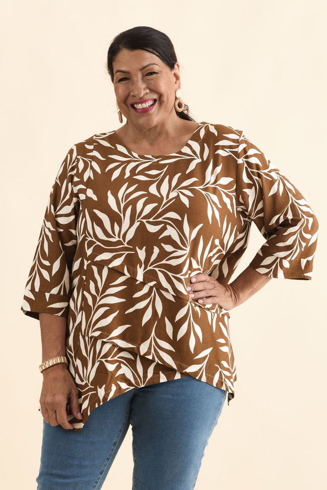 Anya Brown Leaf Linen Cotton Top,Brunette model,alt text|model:Pilita image 9