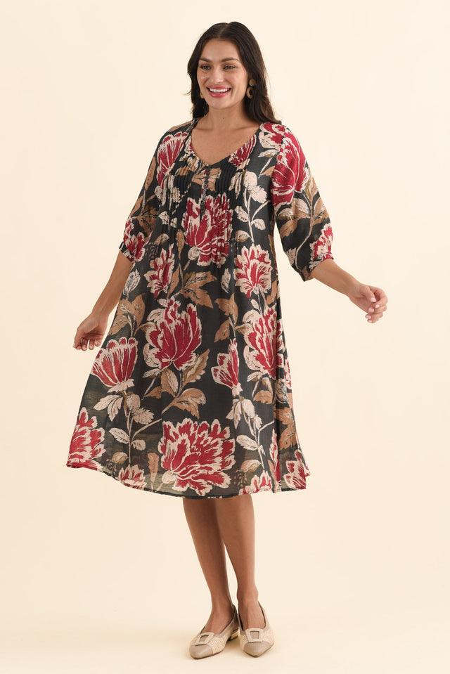 Arcadia Green Floral Button Dress,Brunette model,alt text|model:Brontie image 6