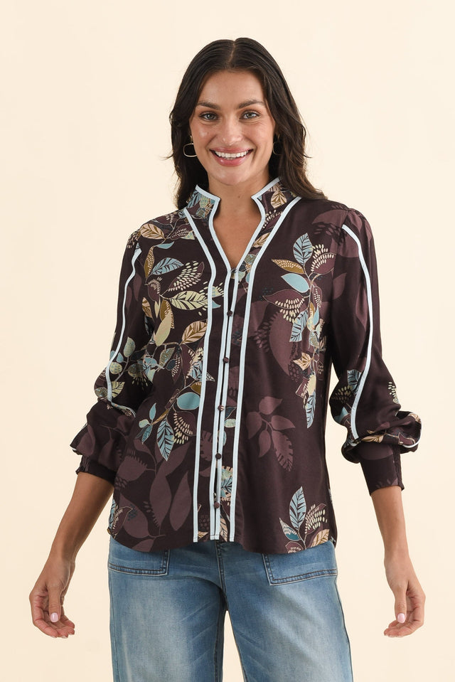 Asher Brown Leaf Contrast Blouse,Brunette model,alt text|model:Brontie