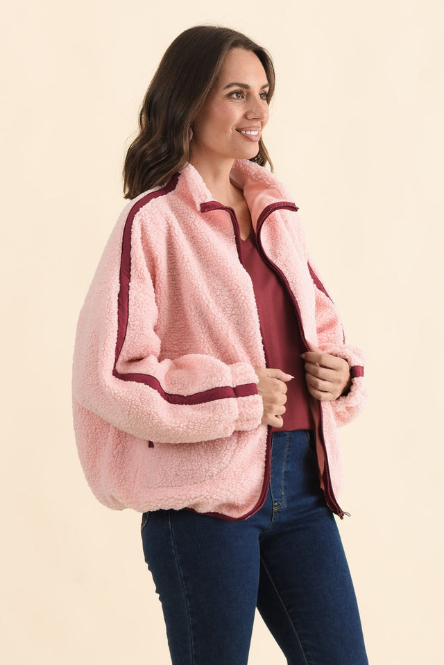 Aubrey Pink Fleece Jacket,Brunette model,alt text|model:MJ image 4