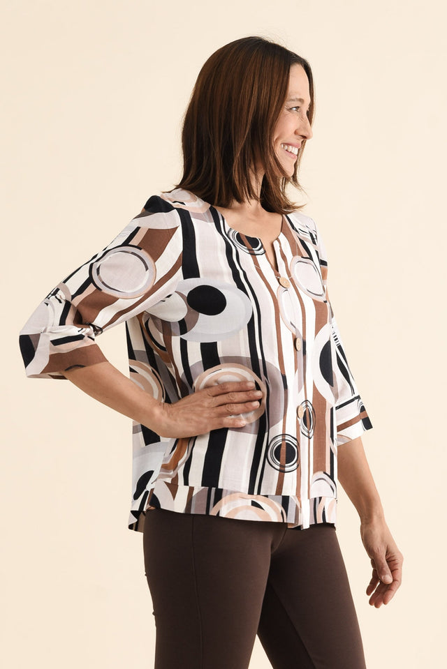 Augusta Tan Geo Linen Cotton Top,brunette model,Side of Outfit,alt text|model:Cara image 3