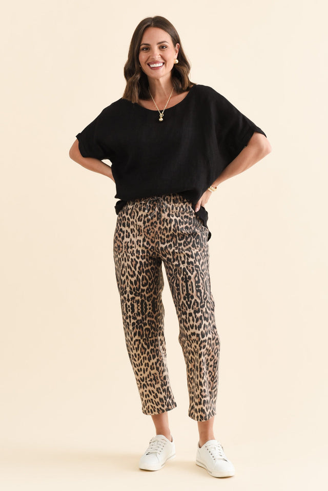 alt text|model:MJ image 7