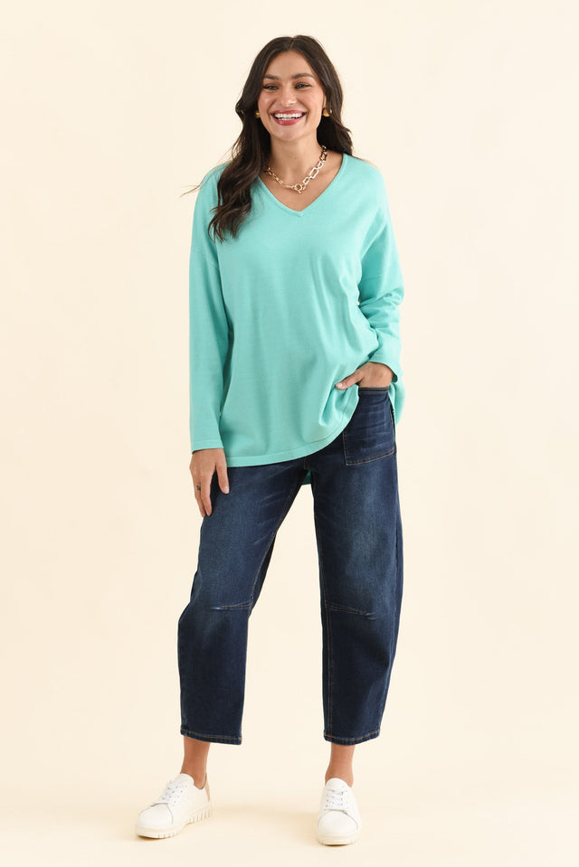 BB Barrel Dark Blue Jeans banner image
