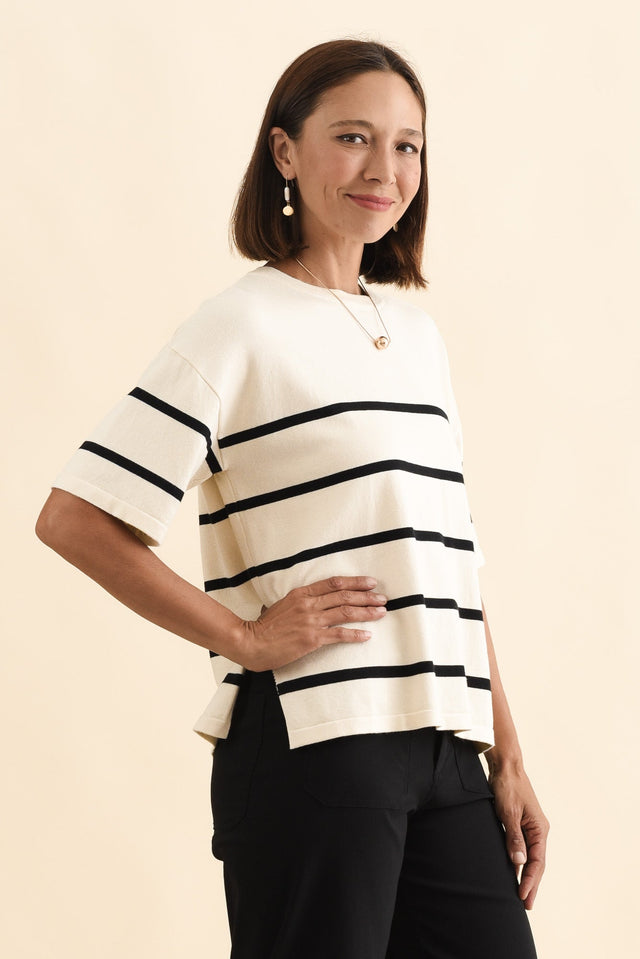 Bailey Cream Stripe Boxy Sweat,Brunette model,alt text|model:Cara image 4