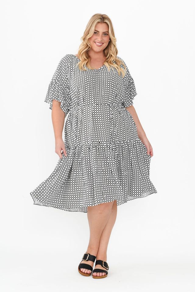 plus-size,curve-dresses,plus-size-summer-dresses,alt text|model:Caitlin