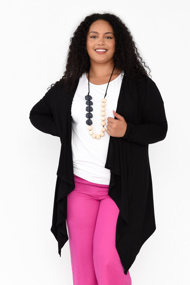 plus-size,plus-size-winter-clothing,plus-size-outerwear,plus-size-cardigans  alt text|model:Maiana