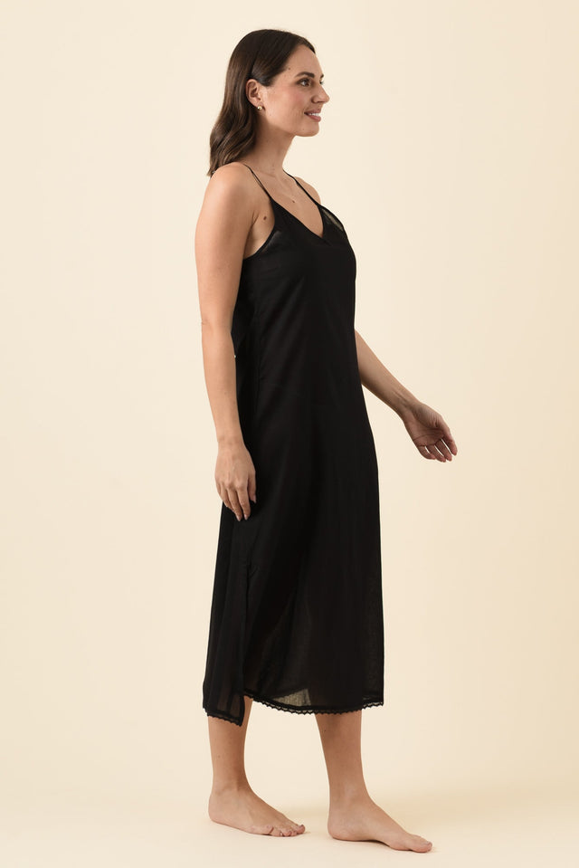Black Cotton Maxi Slip Dress,Brunette model,alt text|model:MJ image 4
