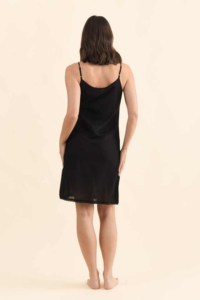 Black Cotton Slip Dress,Brunette model,alt text|model:MJ image 5