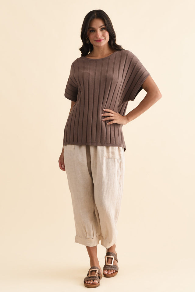 Blake Mocha Cotton Linen Knit Top,Brunette model,alt text|model:Brontie image 8