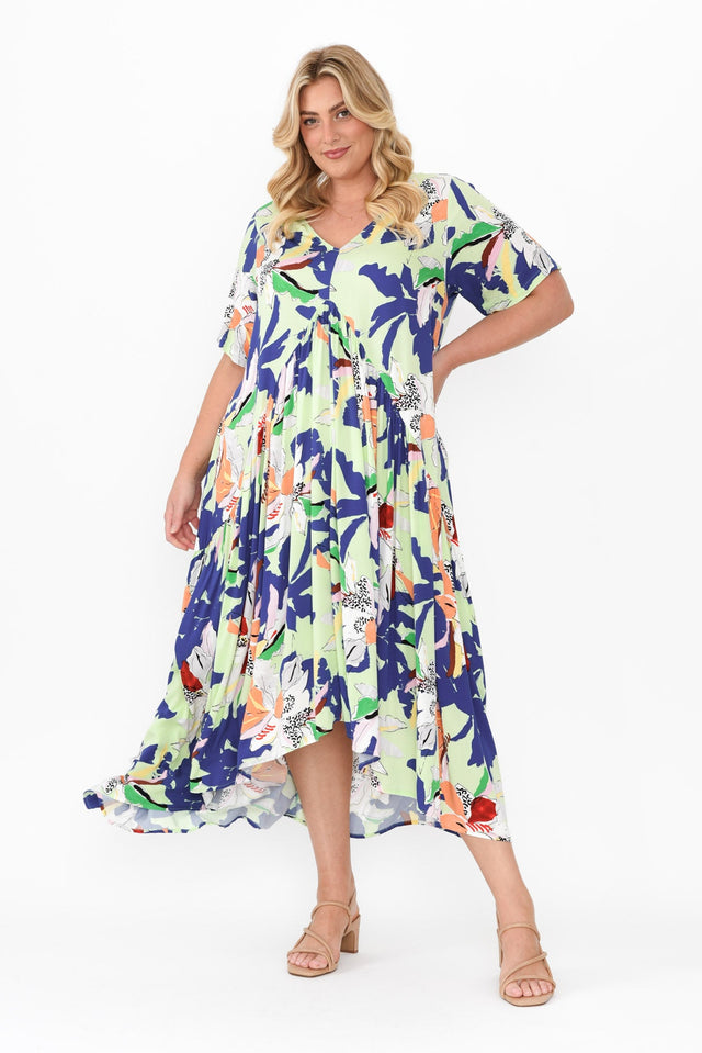 plus-size,curve-dresses,plus-size-midi-dresses,alt text|model:Caitlin