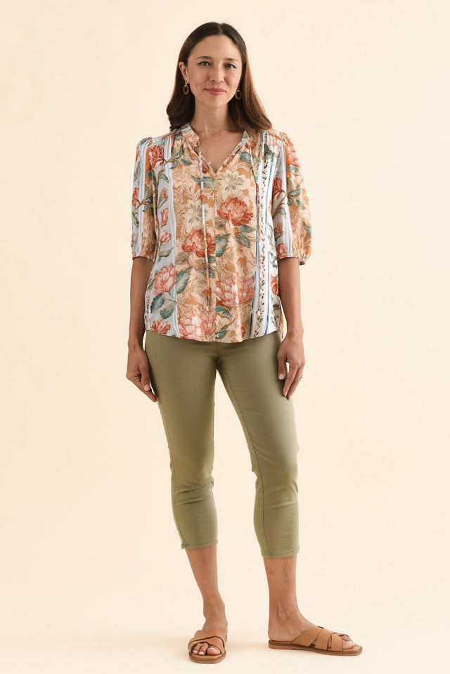 Boreen Orange Garden Button Top,Full Body,Brunette model,alt text|model:Cara image 6