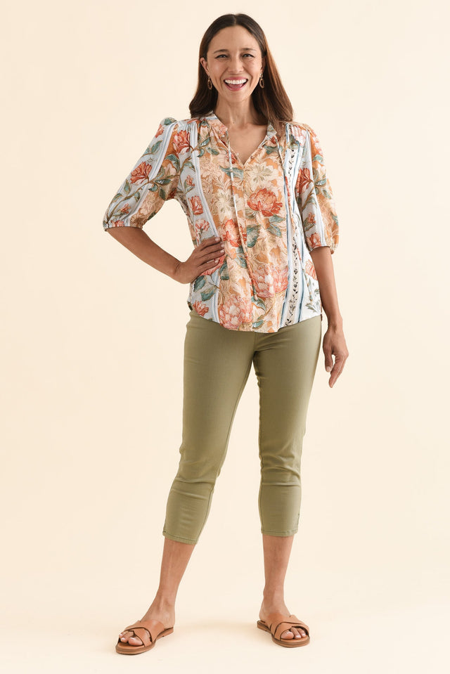 Boreen Orange Garden Button Top,Full Body,Brunette model,alt text|model:Cara image 2