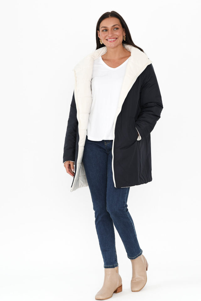 alt text|model:Brontie image 3