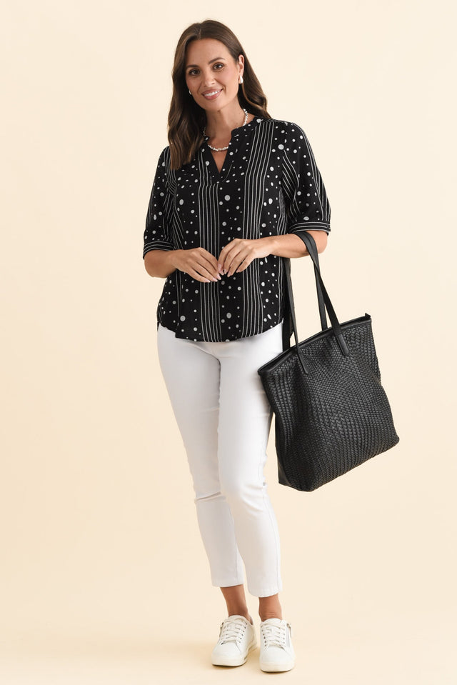 alt text|model:MJ image 2