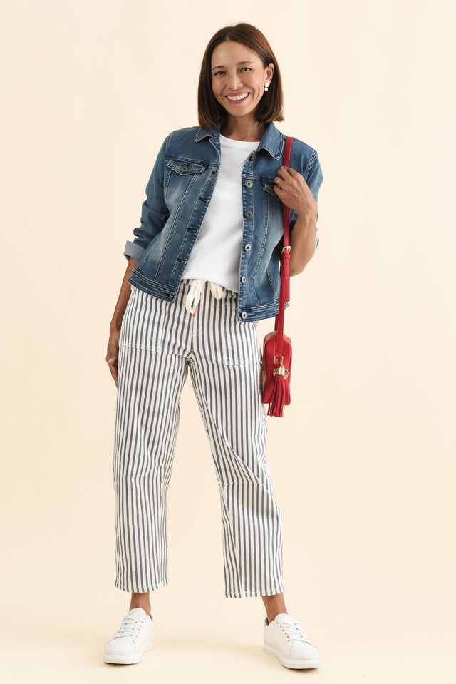 Breslin Blue Stripe Barrel Jeans,Brunette model,alt text|model:Cara image 4