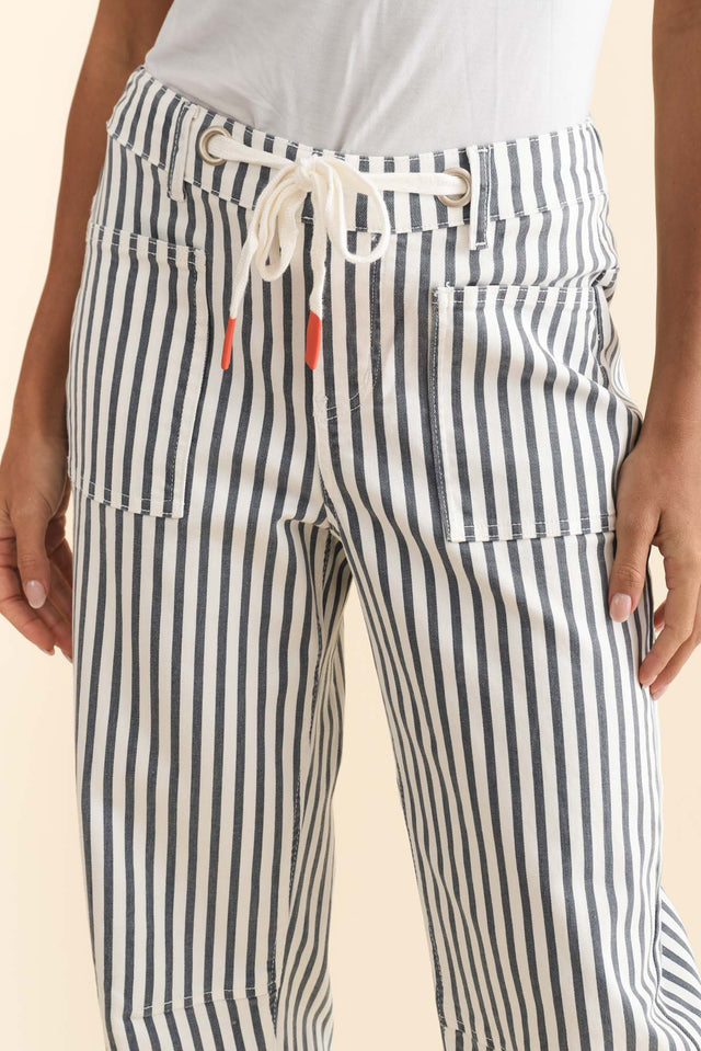 alt text|model:Brontie image 7