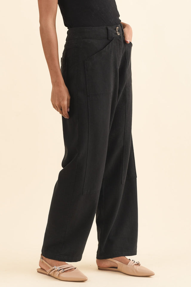Bronel Black Cotton Tapered Pants,Brunette model,alt text|model:Brontie image 3