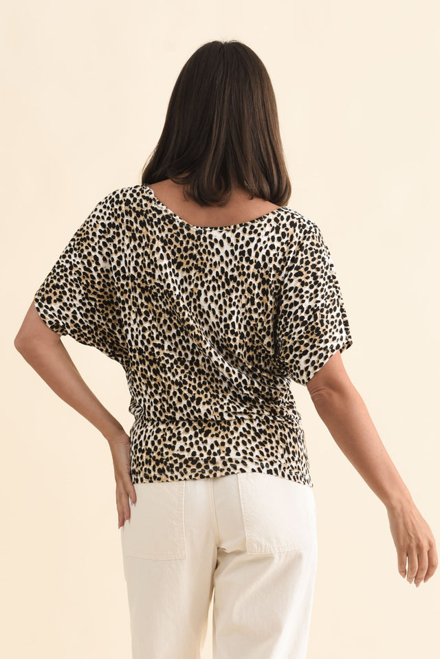 alt text|model:MJ image 5