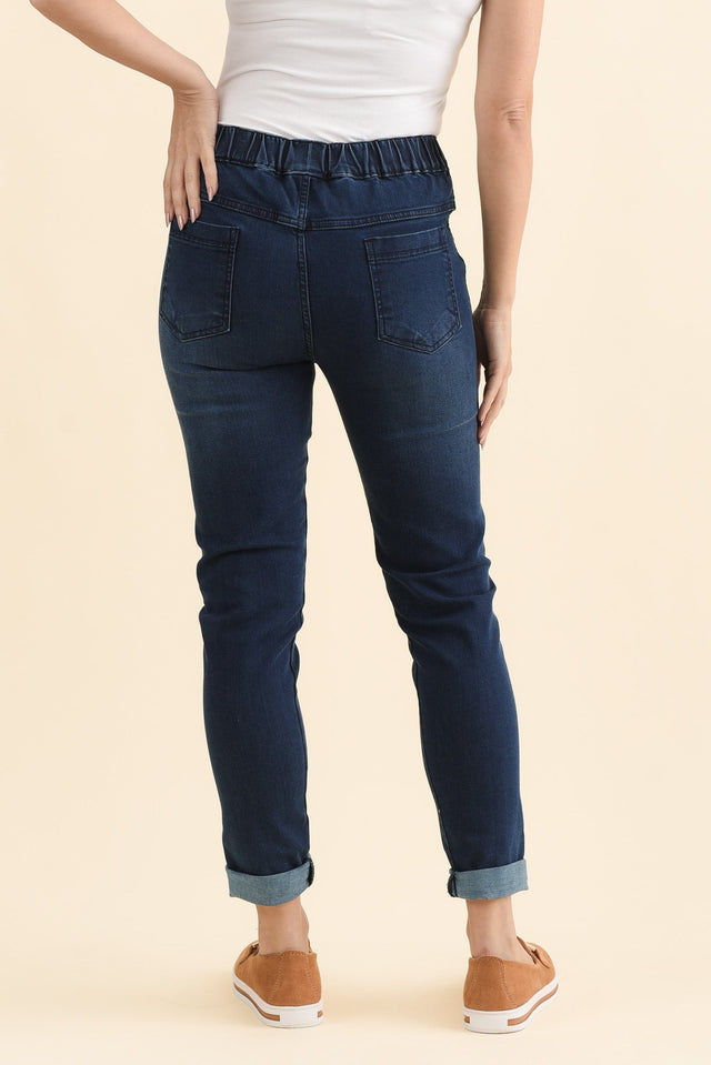 Brussel Blue Denim Stretch Jeans,Brunette model,alt text|model:MJ image 5