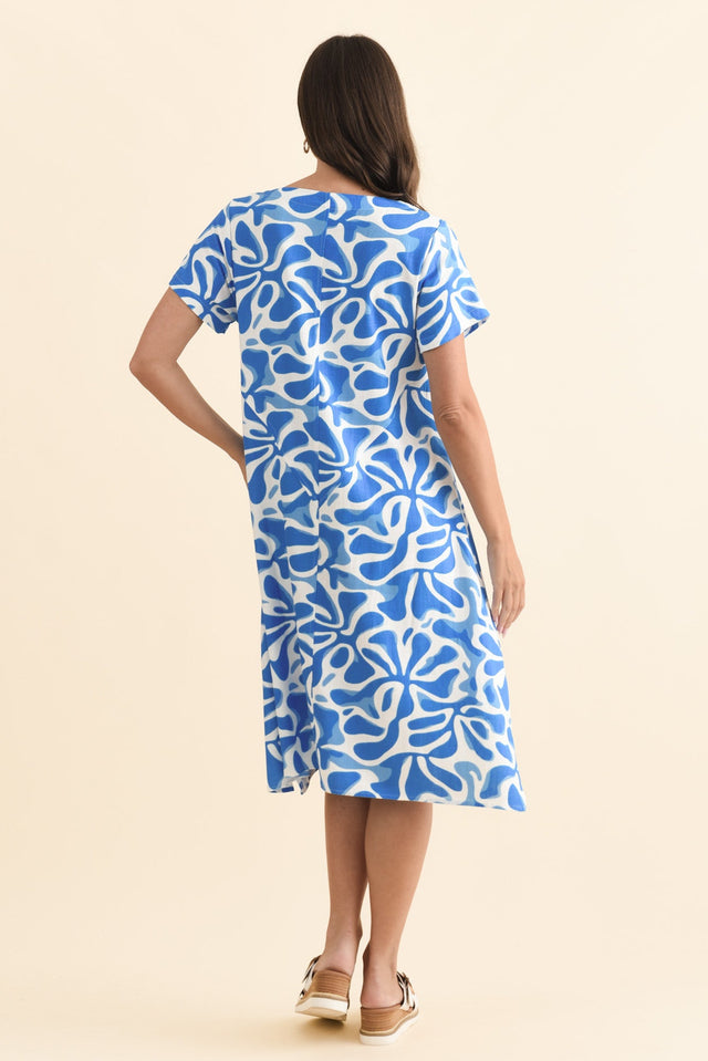 alt text|model:MJ image 4