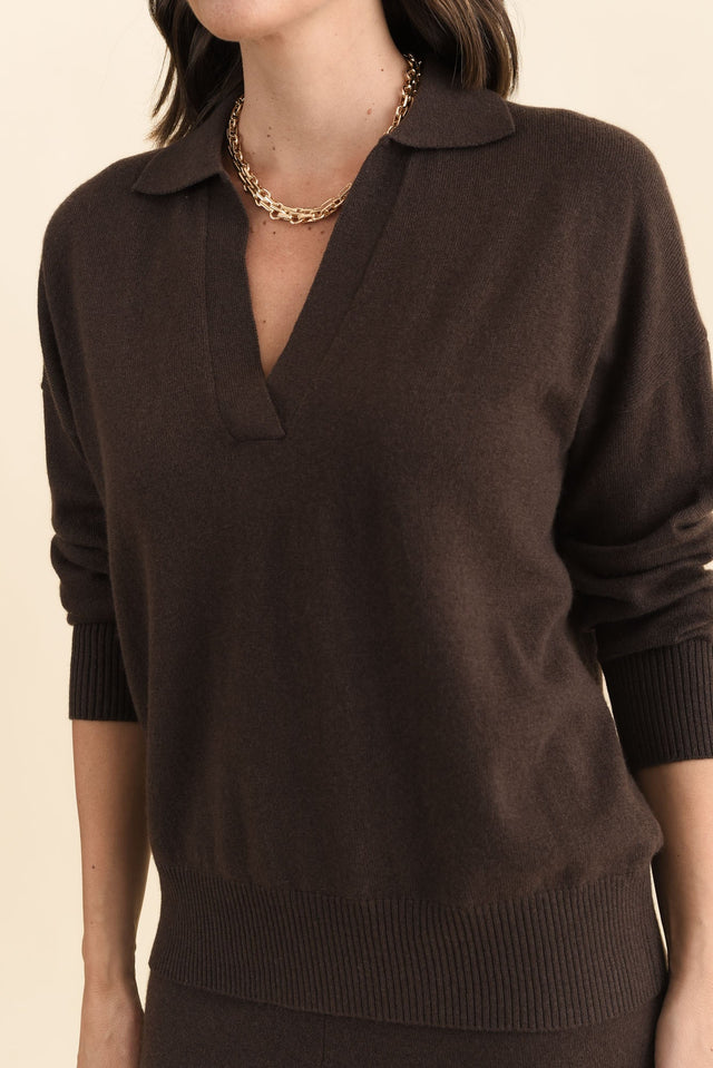 Camila Chocolate Wool Cashmere Jumper,Brunette model,alt text|model:MJ image 6