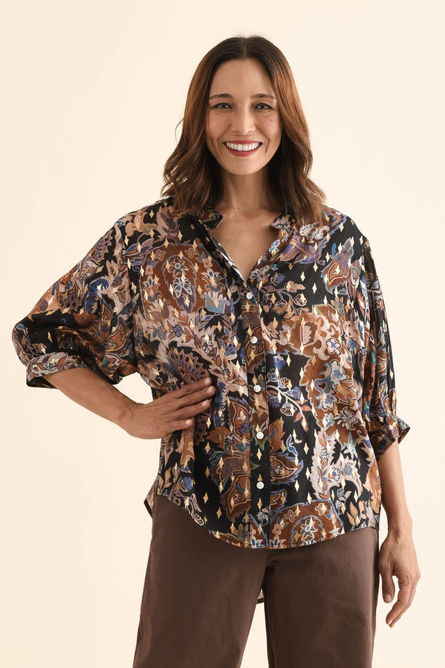 Carleen Navy Flower Foil Button Top,Front,Brunette model,alt text|model:Cara