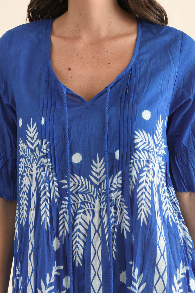 Cayman Cobalt Beach Cotton Tunic Dress,Detail,Brunette model,alt text|model:MJ image 5
