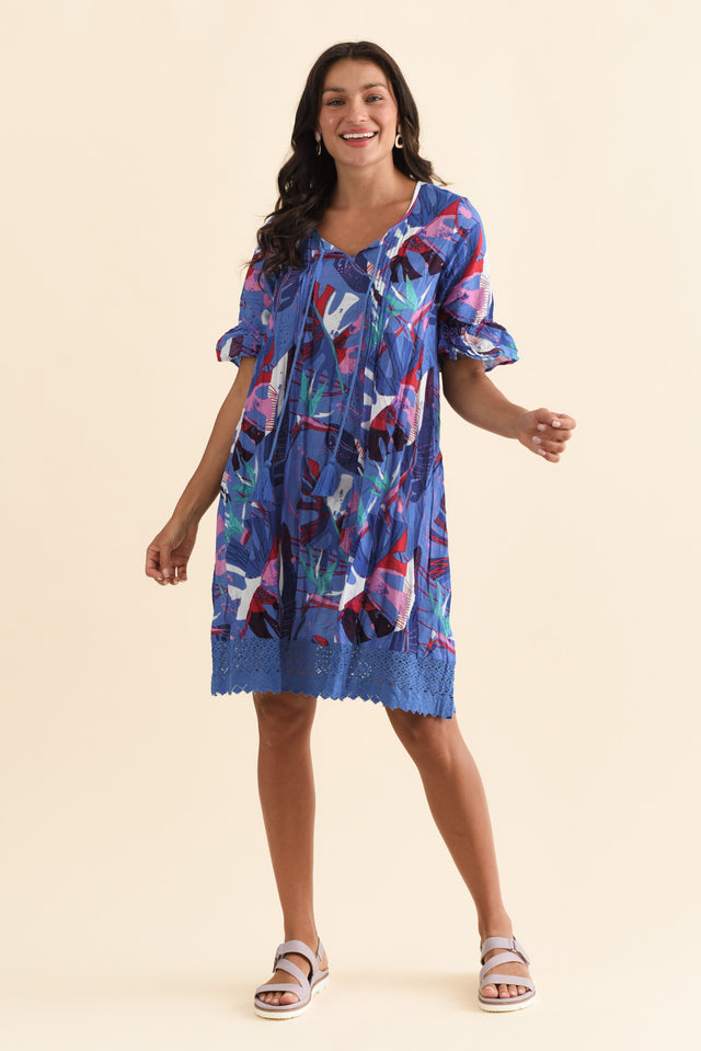 alt text|model:Brontie