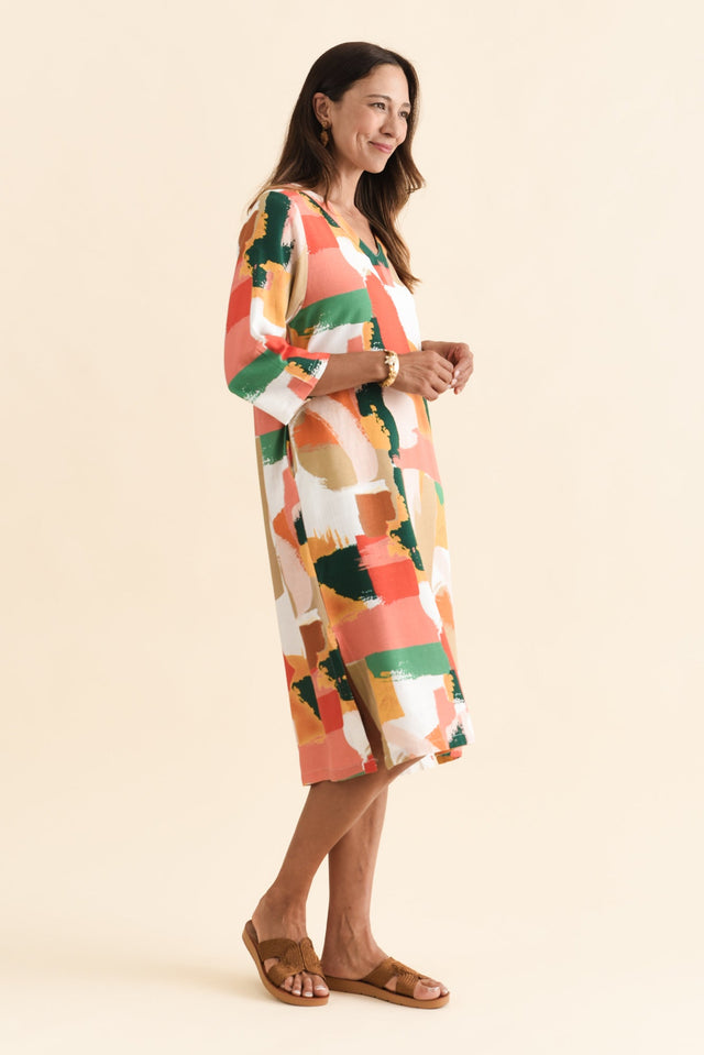 alt text|model:Cara image 5