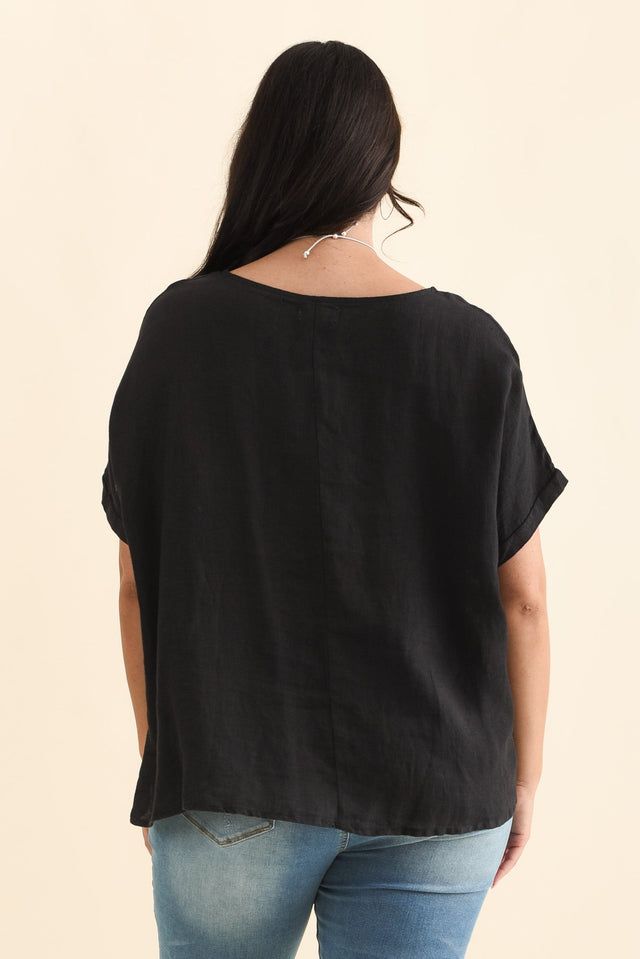 Chaya Black Linen Top,Brunette model,alt text|model:Emilia image 11