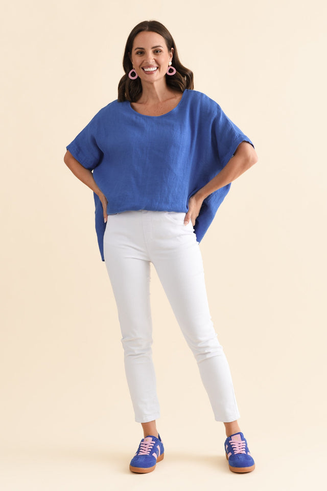 alt text|model:MJ image 7