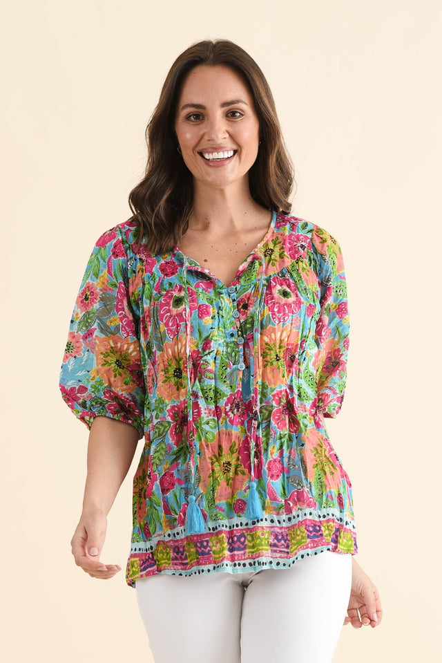 Claris Blue Flower Crinkle Cotton Top,Front,Brunette model,alt text|model:MJ image 1