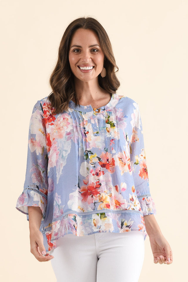 Coleman Blue Bloom Button Top,Front,Brunette model,alt text|model:MJ image 1