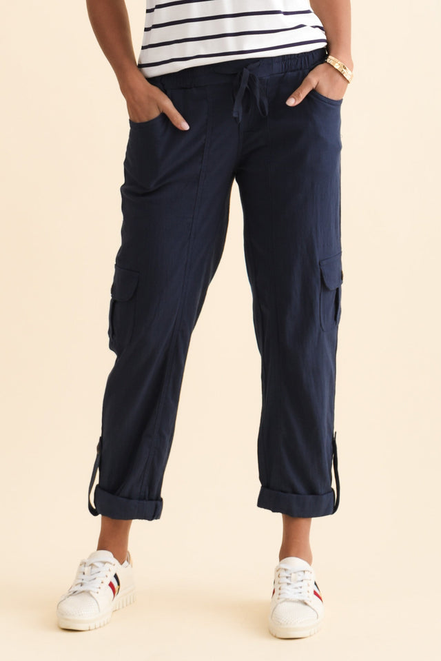 alt text|model:Brontie