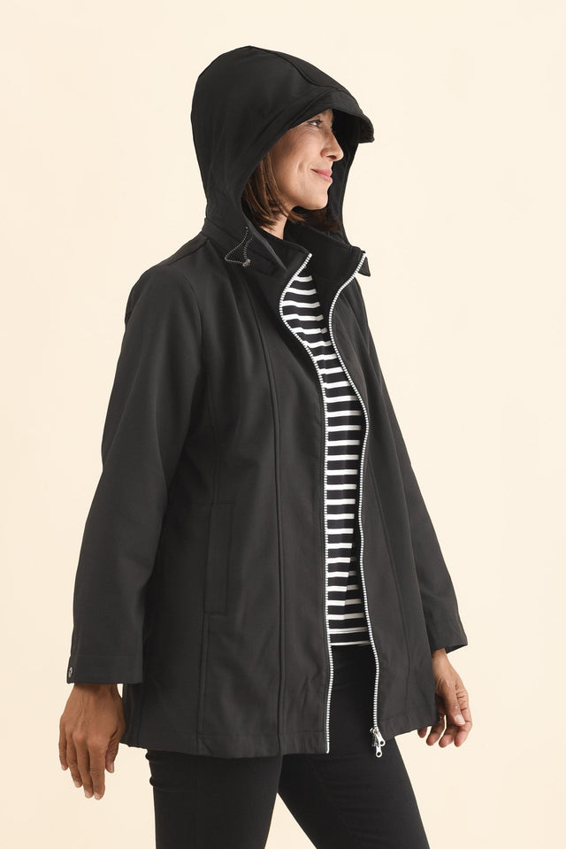 Cora Black Zip Jacket,Brunette model,alt text|model:Cara image 4