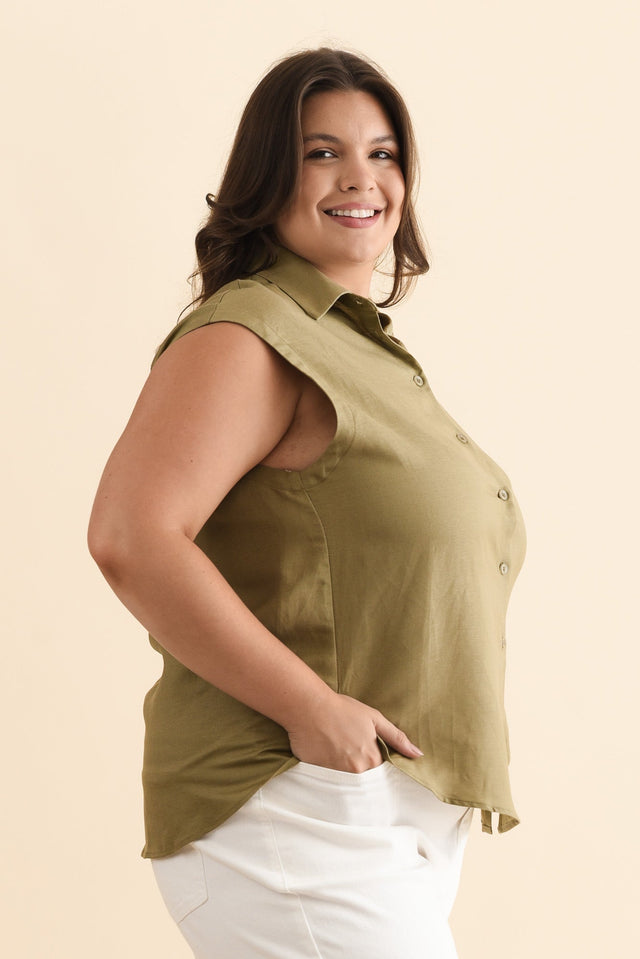 Corbin Khaki Linen Blend Button Top,Brunette model,alt text|model:Gabby image 9
