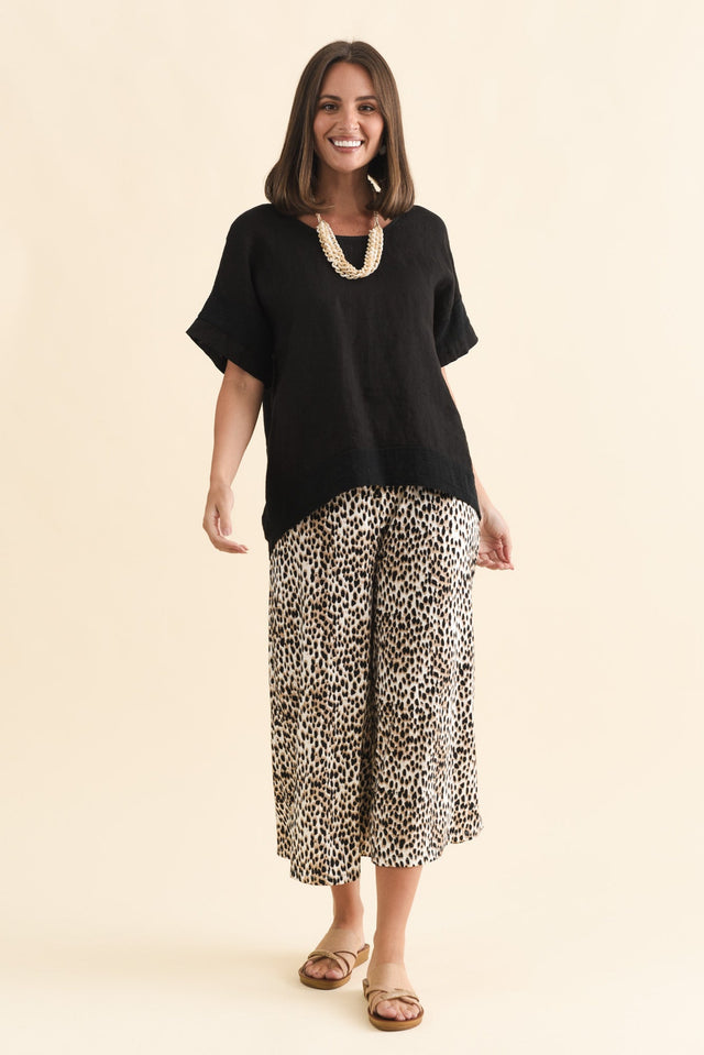 alt text|model:MJ image 7