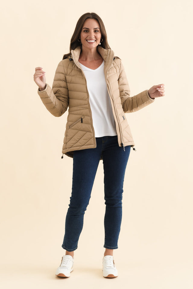Cushla Oat Down Puffer Jacket,Brunette model,alt text|model:MJ image 8