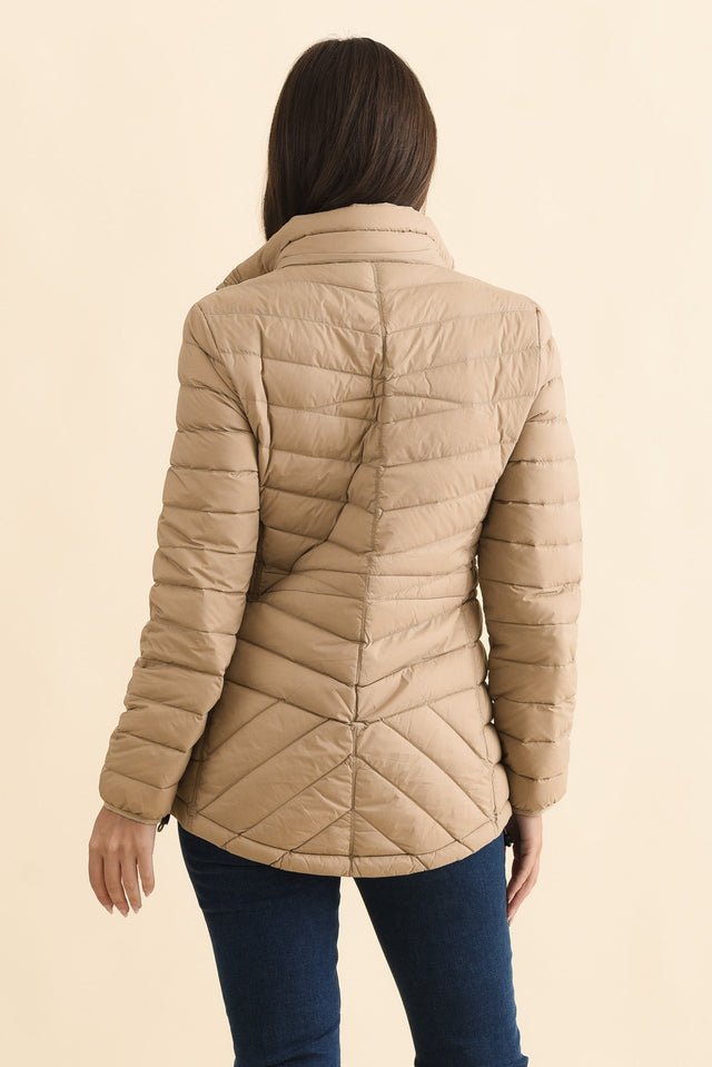 Cushla Oat Down Puffer Jacket,Brunette model,alt text|model:MJ image 6