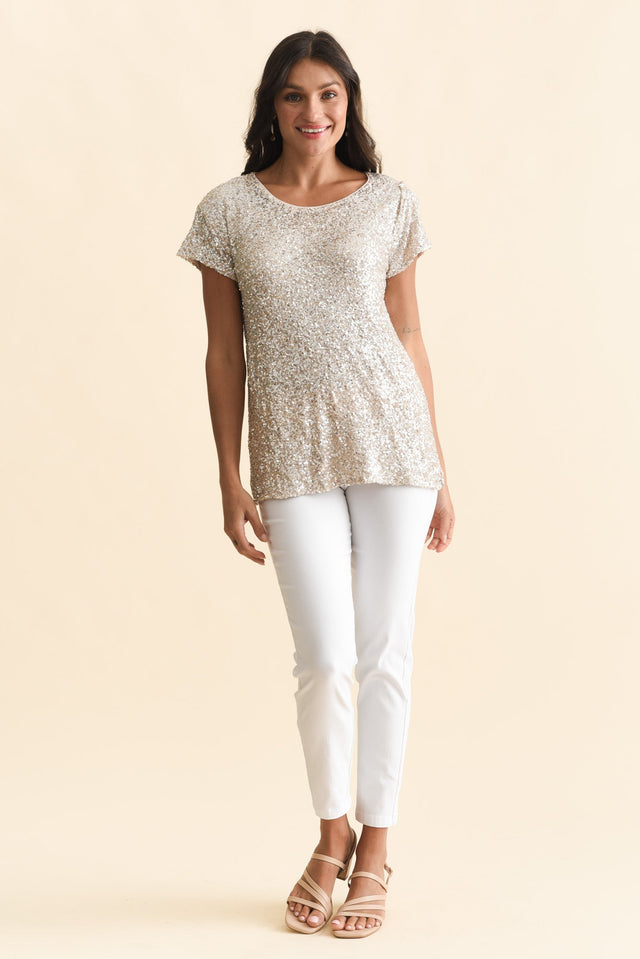 alt text|model:Brontie image 7