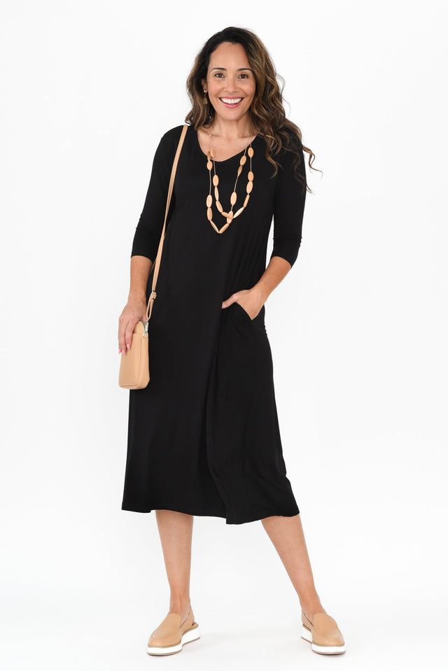 alt text|model:Nicole image 3