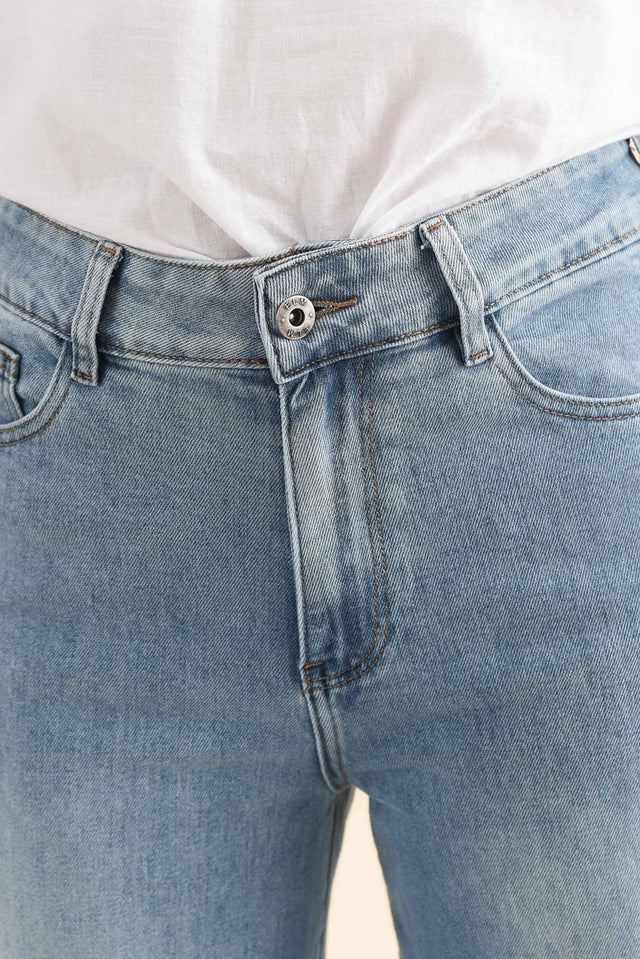 Deb Mid Blue Denim Wide Leg Jeans,Detail,Brunette model,alt text|model:Cara image 7