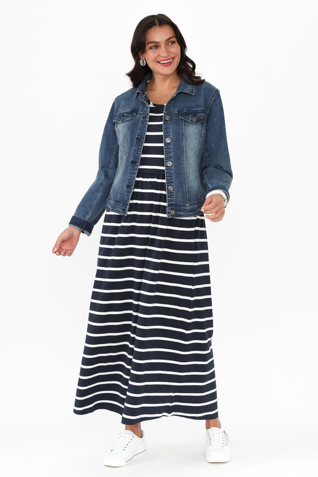 alt text|model:Brontie image 3