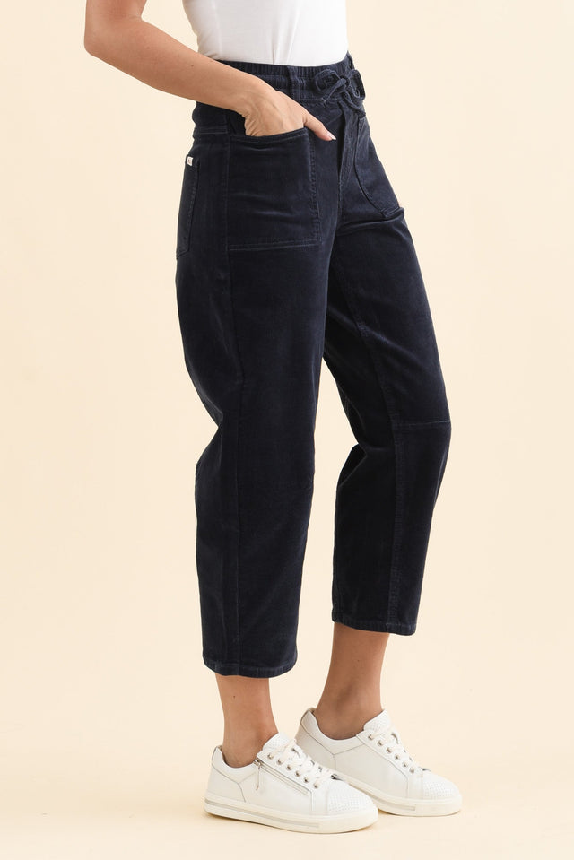 Denny Navy Corduroy Barrel Jeans,Brunette model,alt text|model:MJ image 5